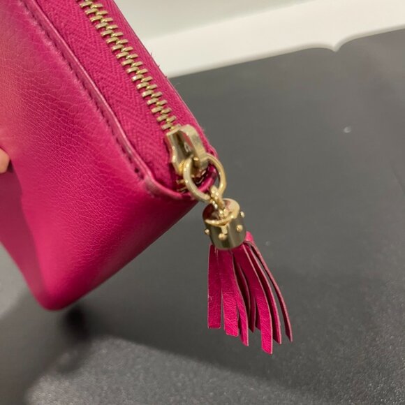 Gucci Soho Zip Around Interlocking G Logo Continental Wallet (EH1013) - Picture 3 of 9